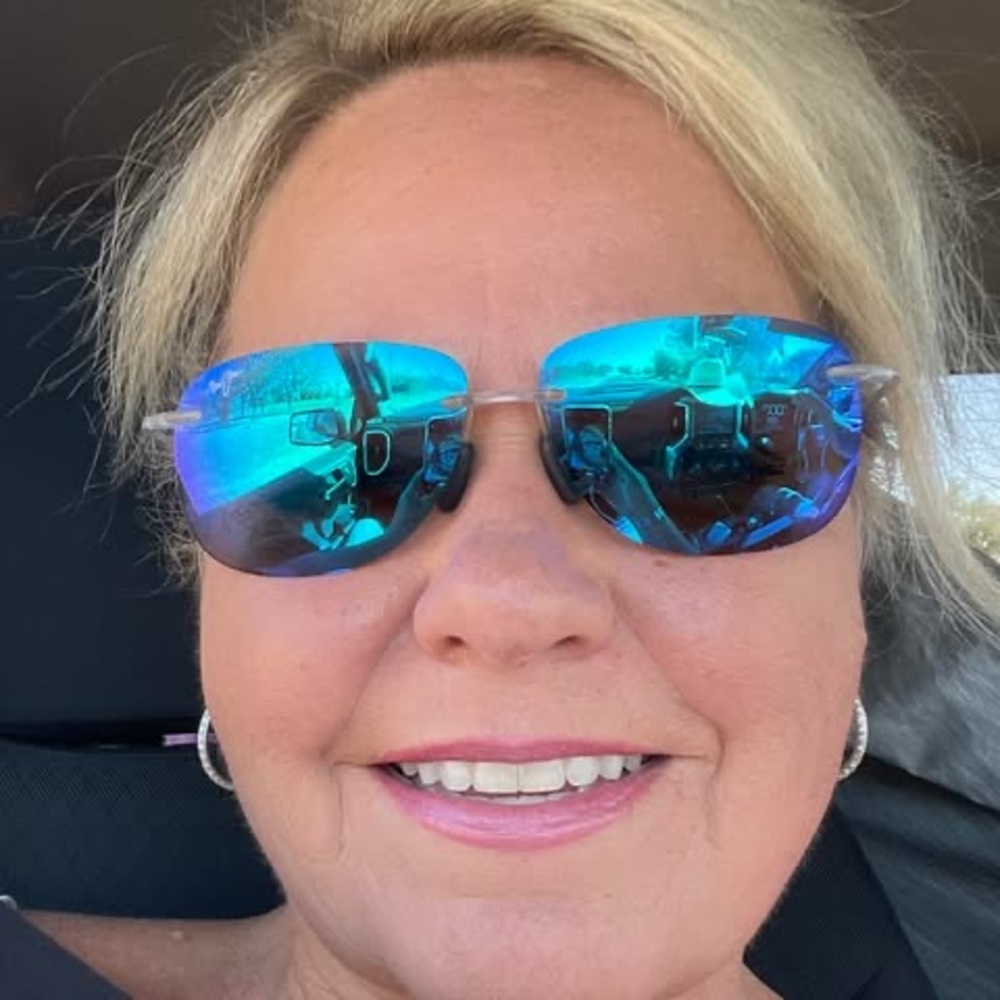 Meet your Posher, Darcie